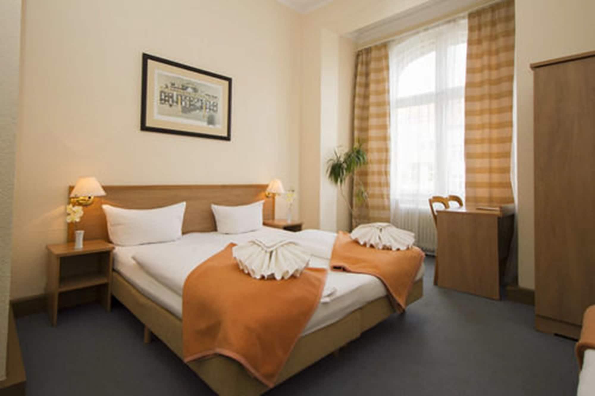 Hotel Spreewitz Am Kurfuerstendamm Berlin Kültér fotó