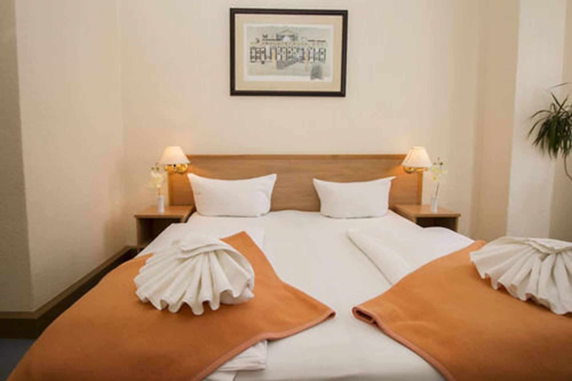 Hotel Spreewitz Am Kurfuerstendamm Berlin Kültér fotó